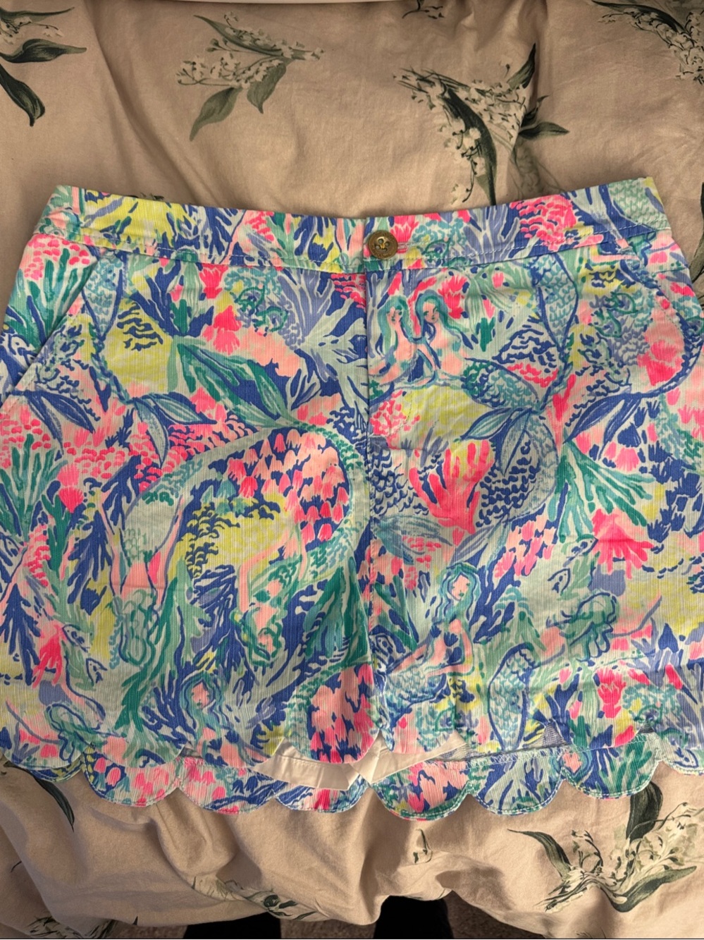 Lilly Pulitzer Mermaid Print Scallop Hem Skort